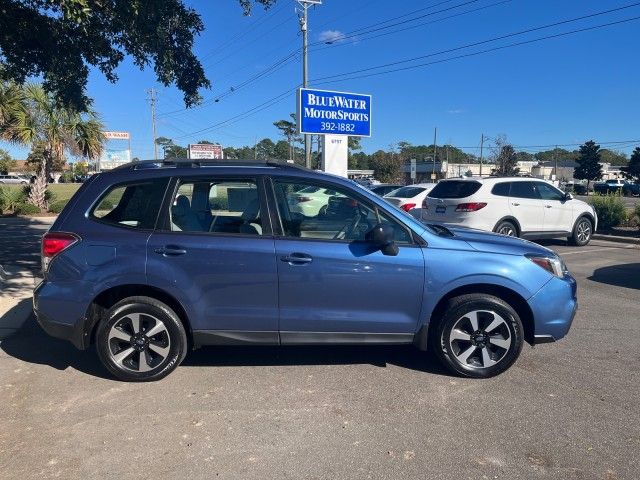 2017 Subaru Forester Base