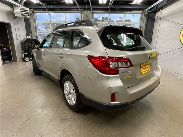 2017 Subaru Outback Base