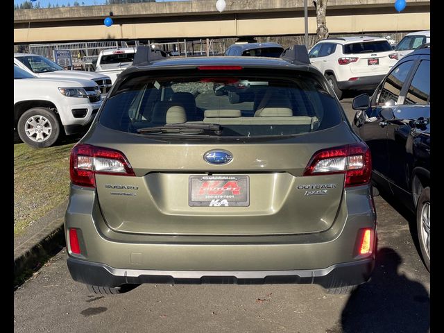 2017 Subaru Outback Base