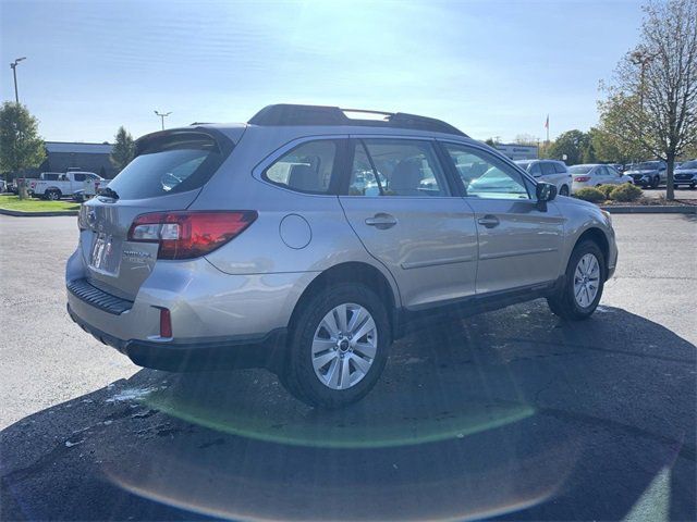 2017 Subaru Outback Base