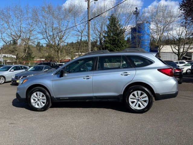 2017 Subaru Outback Base