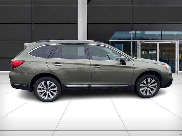 2017 Subaru Outback Touring