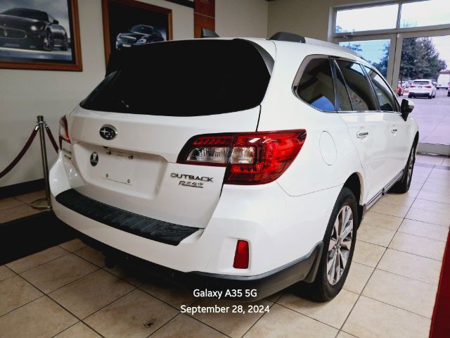 2017 Subaru Outback Touring