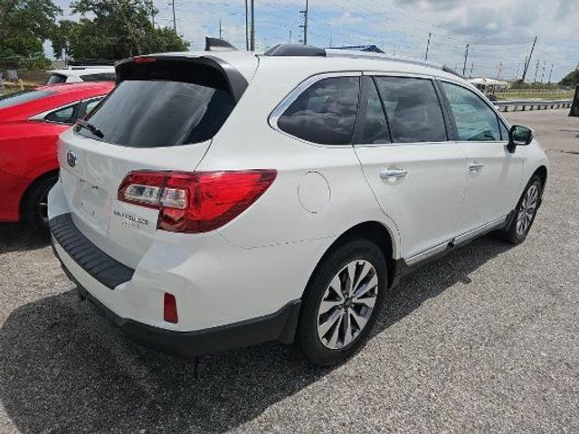 2017 Subaru Outback Touring