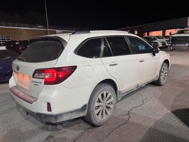 2017 Subaru Outback Touring