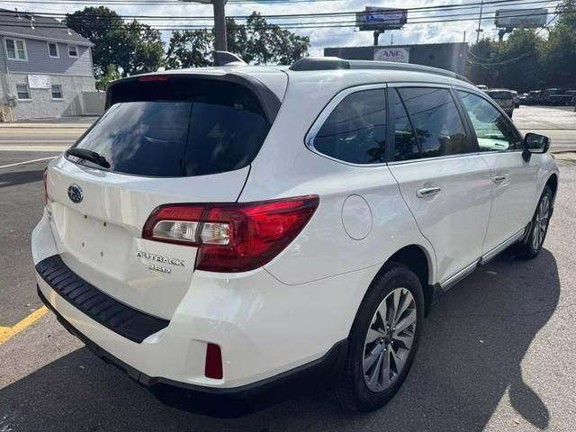 2017 Subaru Outback Touring