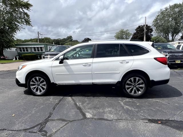 2017 Subaru Outback Touring