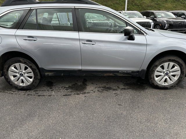 2017 Subaru Outback Base