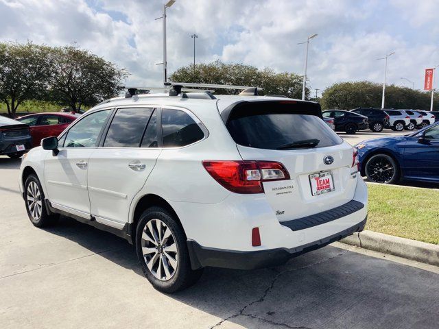 2017 Subaru Outback Touring