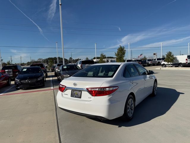 2017 Toyota Camry LE