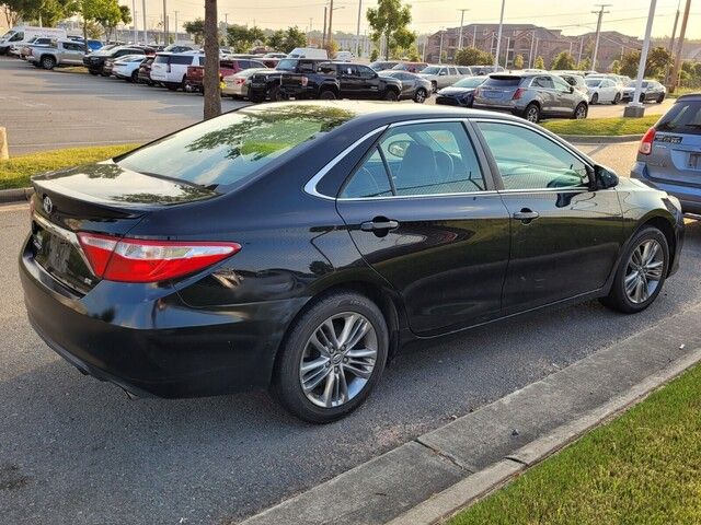 2017 Toyota Camry SE