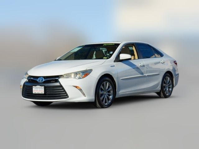 2017 Toyota Camry Hybrid XLE