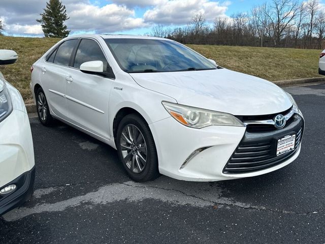 2017 Toyota Camry Hybrid XLE