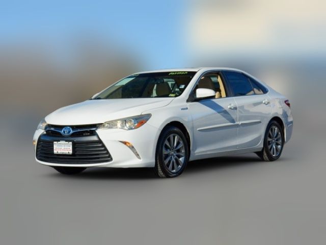 2017 Toyota Camry Hybrid XLE