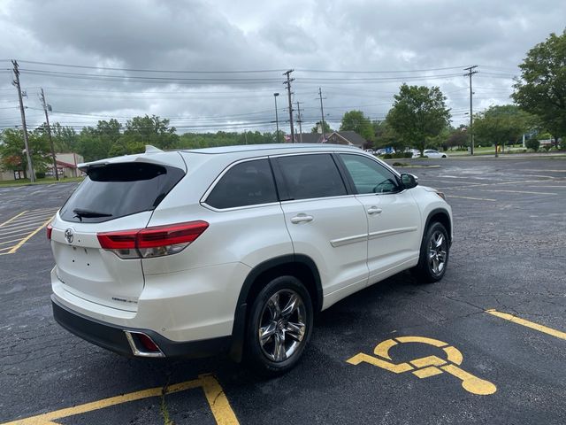 2017 Toyota Highlander 