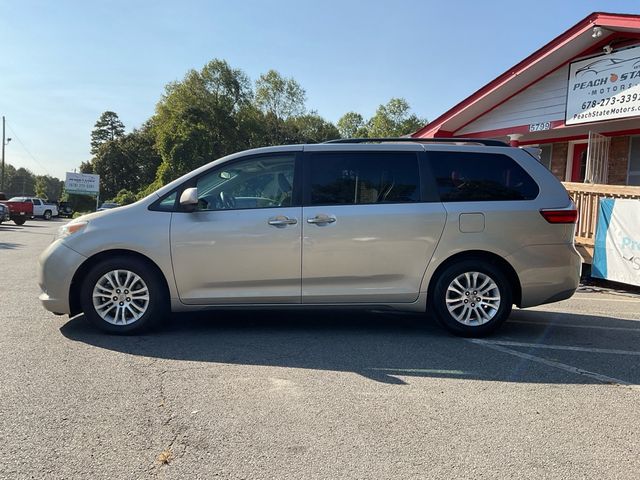 2017 Toyota Sienna 