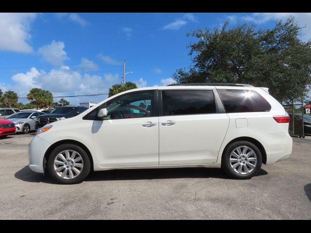 2017 Toyota Sienna XLE