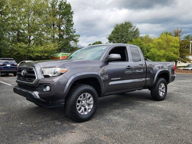 2017 Toyota Tacoma SR5