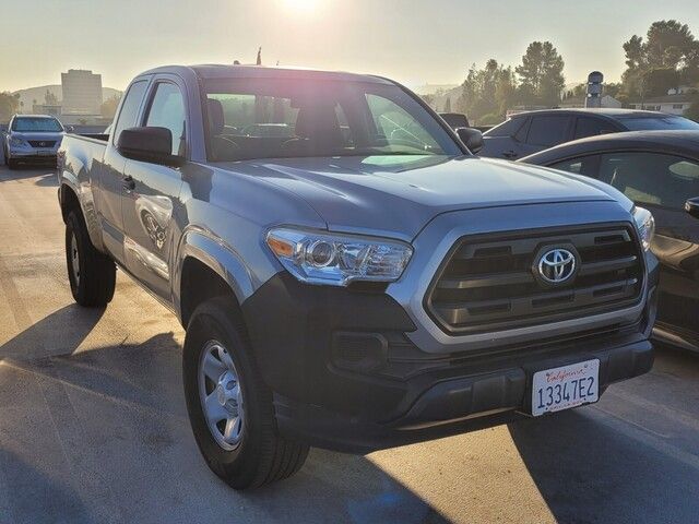 2017 Toyota Tacoma SR