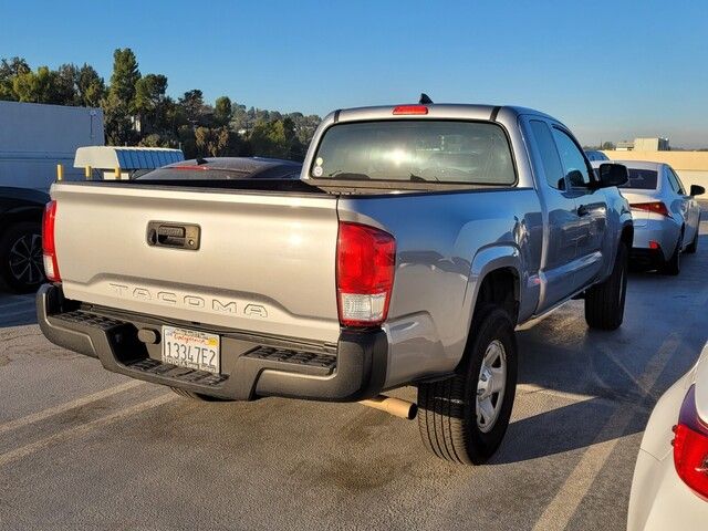 2017 Toyota Tacoma SR