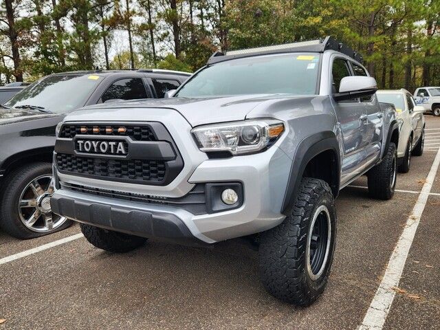 2017 Toyota Tacoma SR5