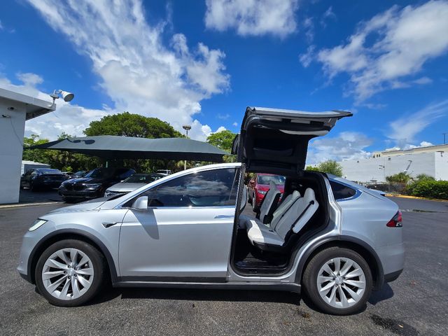 2017 Tesla Model X 75D