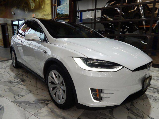 2017 Tesla Model X 90D