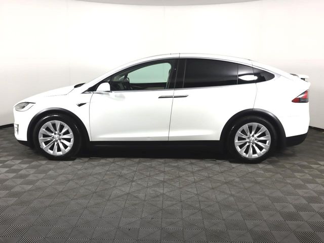 2017 Tesla Model X 