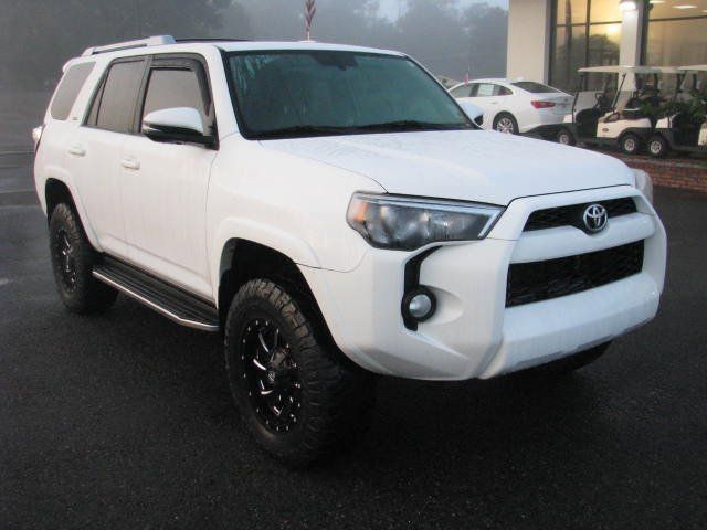 2017 Toyota 4Runner SR5