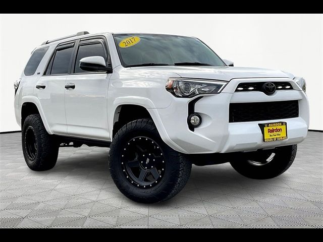 2017 Toyota 4Runner SR5