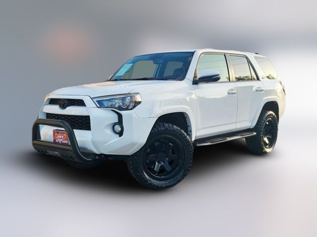 2017 Toyota 4Runner SR5