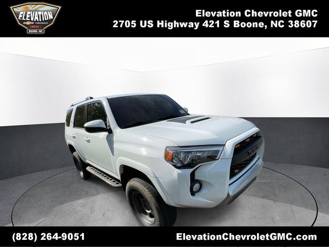 2017 Toyota 4Runner TRD Off Road