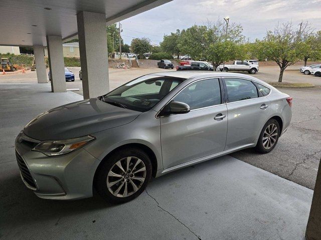 2017 Toyota Avalon XLE