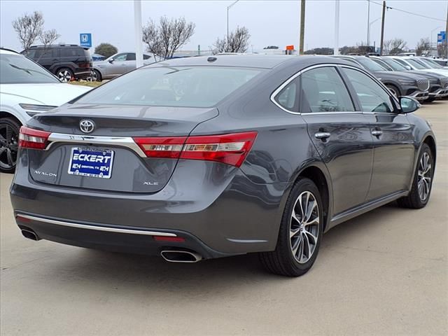 2017 Toyota Avalon 