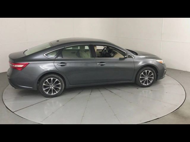 2017 Toyota Avalon XLE