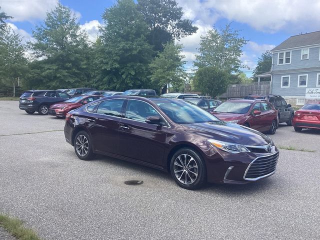 2017 Toyota Avalon XLE