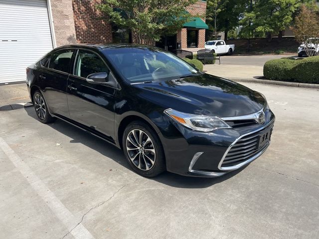 2017 Toyota Avalon XLE