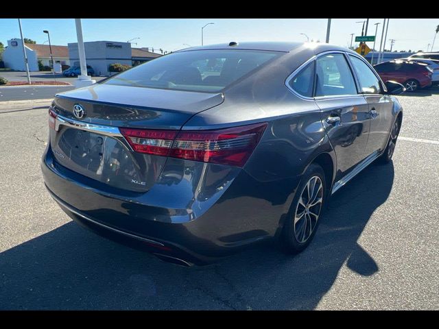 2017 Toyota Avalon XLE