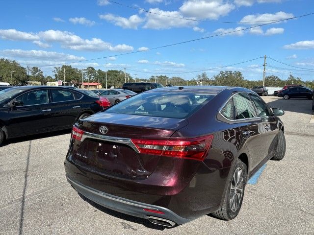 2017 Toyota Avalon XLE