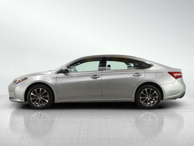 2017 Toyota Avalon XLE