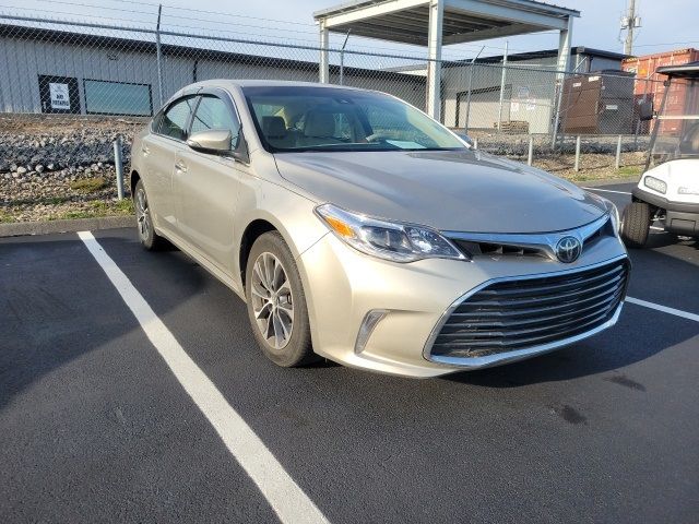 2017 Toyota Avalon XLE