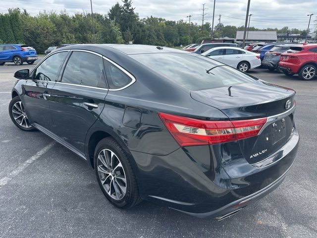 2017 Toyota Avalon XLE