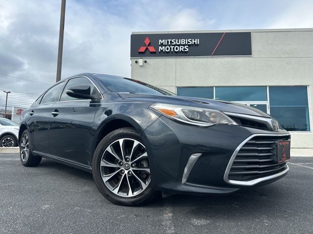 2017 Toyota Avalon XLE