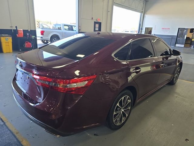 2017 Toyota Avalon XLE