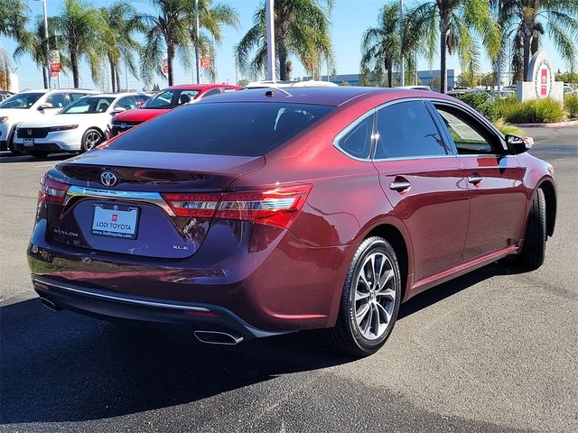 2017 Toyota Avalon XLE