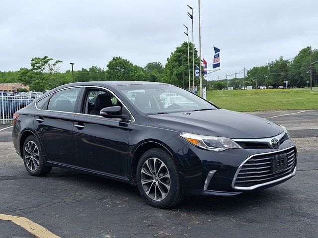 2017 Toyota Avalon XLE