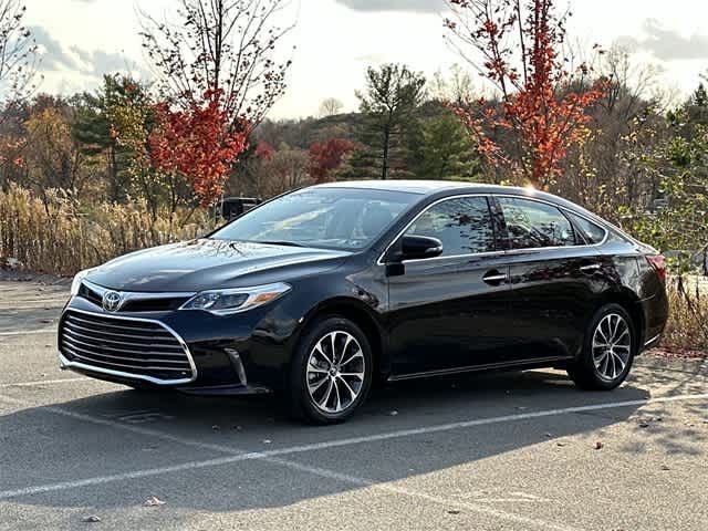 2017 Toyota Avalon XLE