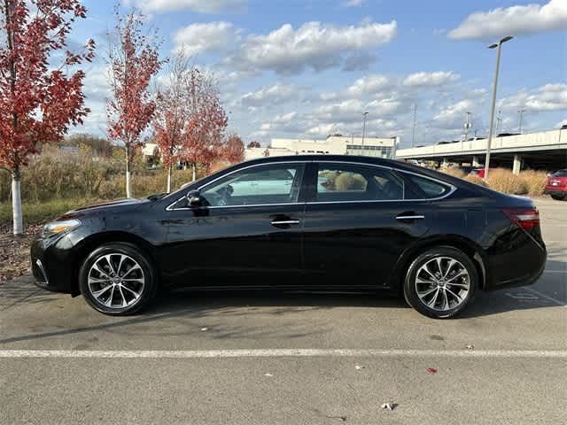 2017 Toyota Avalon XLE