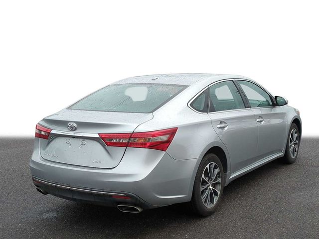 2017 Toyota Avalon XLE