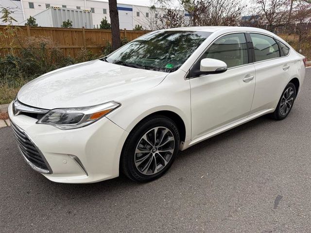 2017 Toyota Avalon XLE